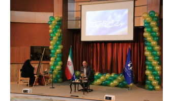 تابلوی منتظران ظهور به چهارمین جشنواره ملی مهدویت تقدیم شد