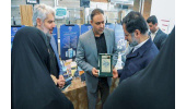 نشان مهدی ‌یاور به استاندار قم اهدا شد
